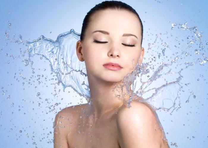 УХОД «ИНТЕНСИВНОЕ УВЛАЖНЕНИЕ И ПИТАНИЕ» JANSSEN COSMETICS